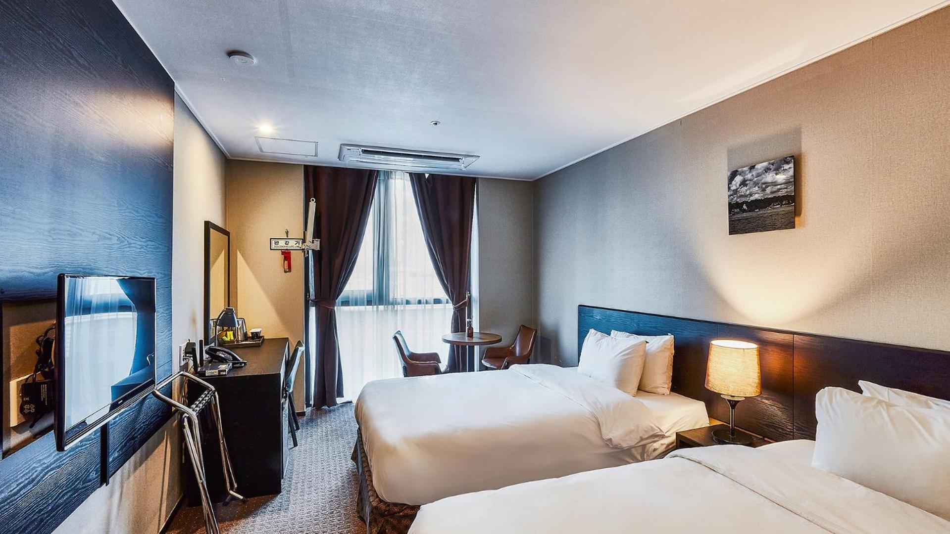 Golden Harbor Hotel 平泽市 外观 照片