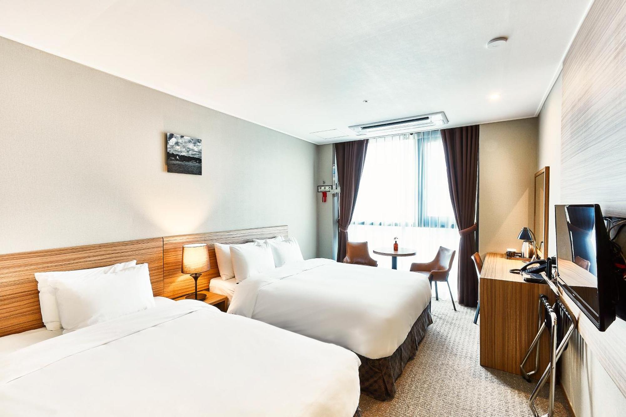 Golden Harbor Hotel 平泽市 外观 照片